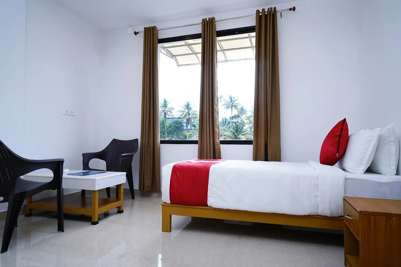 Hotel Oyo 9840 Salome Resorts Chithirapuram