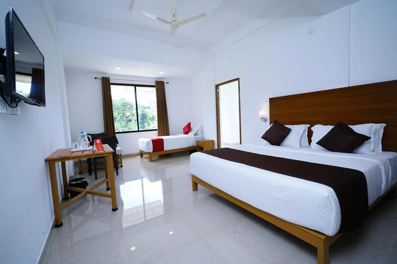Oyo 9840 Salome Resorts Chithirapuram Hotel