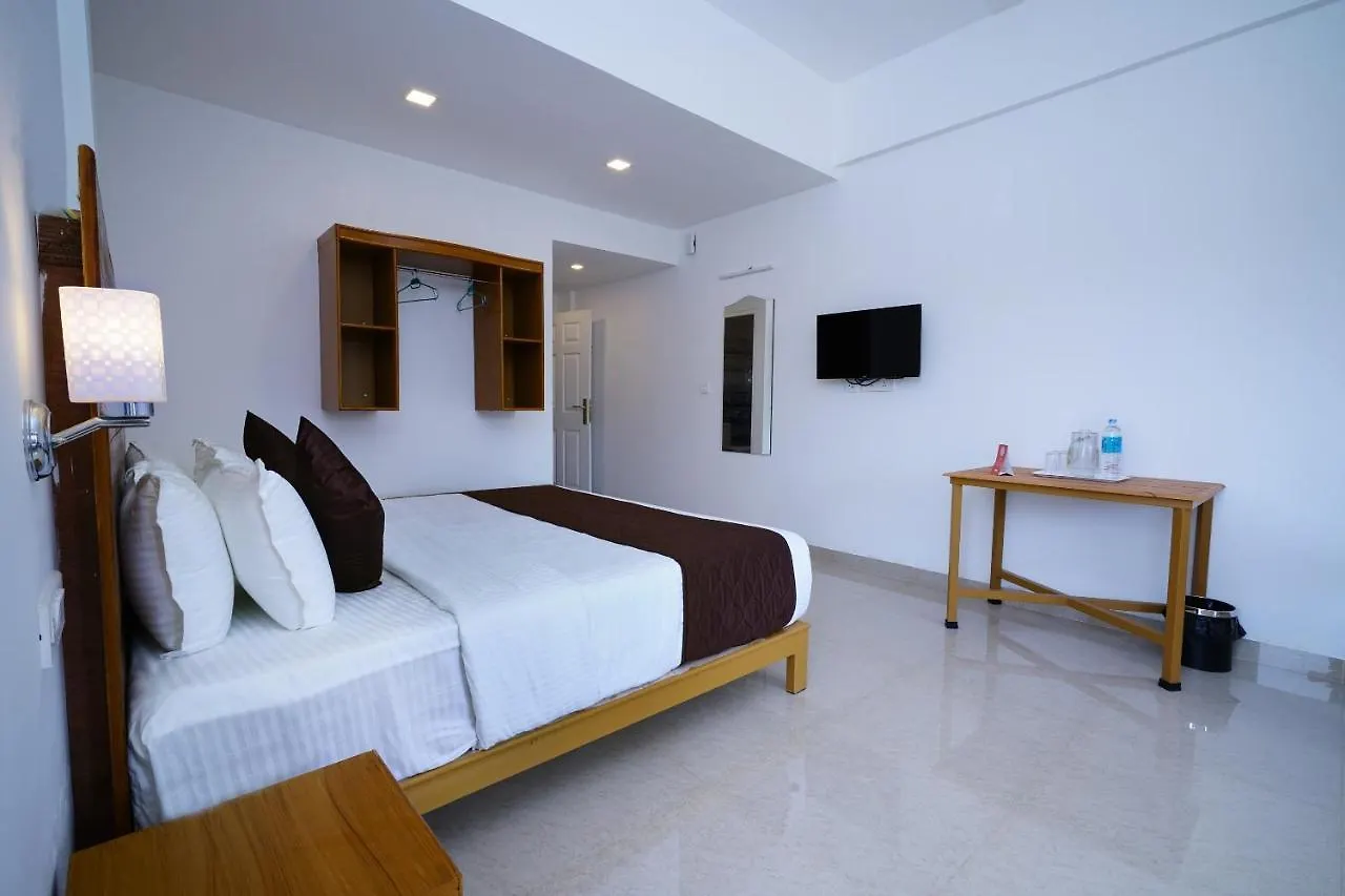 Hotel Oyo 9840 Salome Resorts Chithirapuram